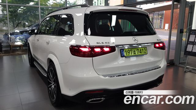 Mercedes-Benz GLS-Class GLS450d 4MATIC — пробег 12 210 км — фото 3 из 5