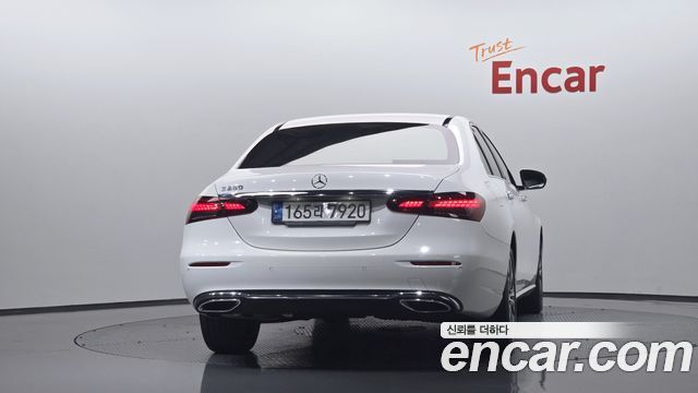 Mercedes-Benz E-Class из Кореи Encar