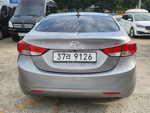 Hyundai AVANTE M16 GDI Luxury — пробег 166 411 км — фото 4 из 5