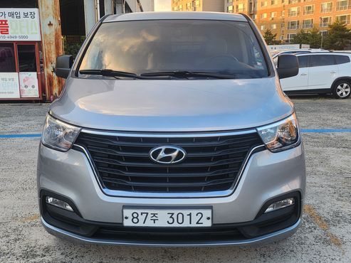 Hyundai Starex Van 5-Seater Modern — пробег 153 561 км — фото 1 из 5