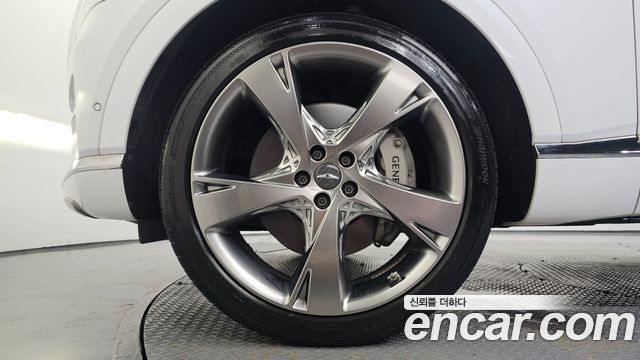 Genesis GV80 из Кореи Encar