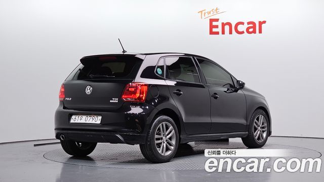 Volkswagen Polo 1.4 TDI R-Line 5th — пробег 108 026 км — фото 2 из 5