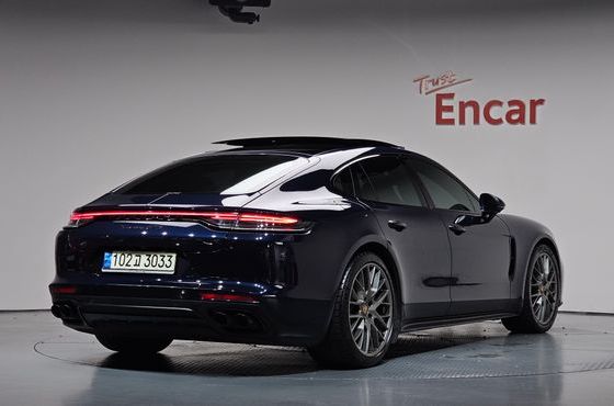 Porsche Panamera 4.0 GTS — пробег 58 661 км — фото 2 из 5