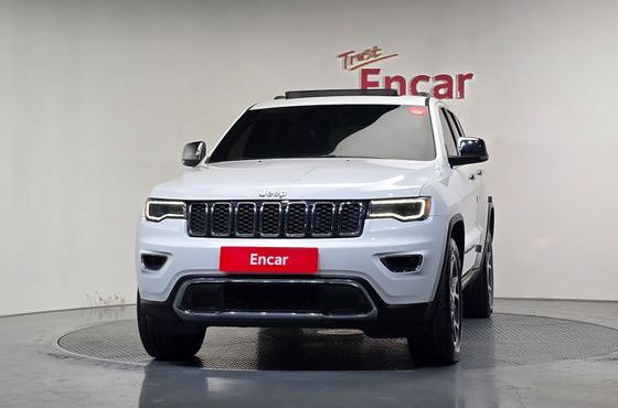 Jeep Cherokee 3.6 Limited WK2 — пробег 92 794 км — фото 3 из 5