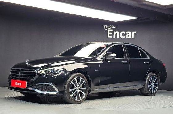 Mercedes-Benz E-Class E300e 4MATIC Exclusive — пробег 100 275 км — фото 1 из 5