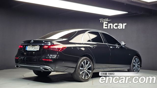Mercedes-Benz E-Class из Кореи Encar
