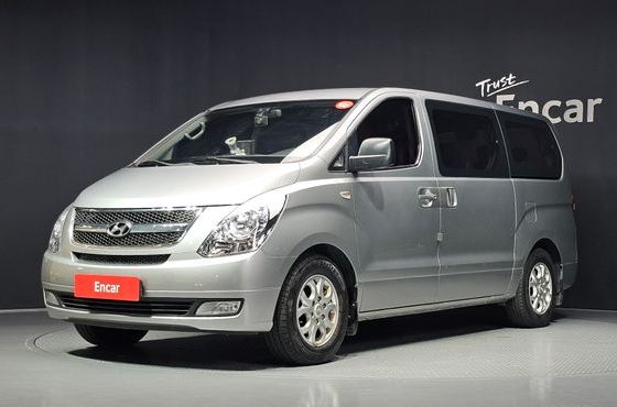 Hyundai Starex 12-Seater Wagon CVX Deluxe — пробег 167 533 км — фото 1 из 5