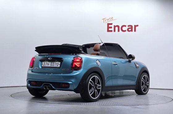 Mini Cooper Convertible Standard 3rd — пробег 80 223 км — фото 2 из 5