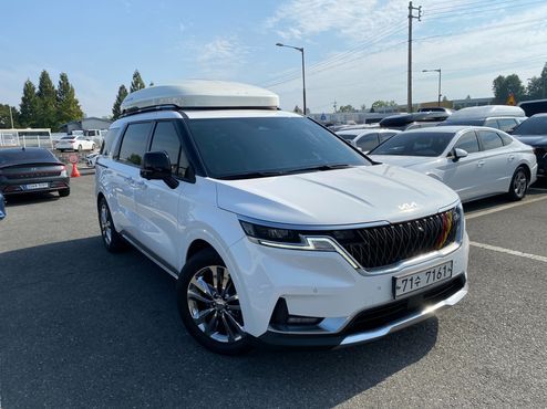 Kia Carnival Diesel 11-Seater Signature — пробег 95 264 км — фото 1 из 5