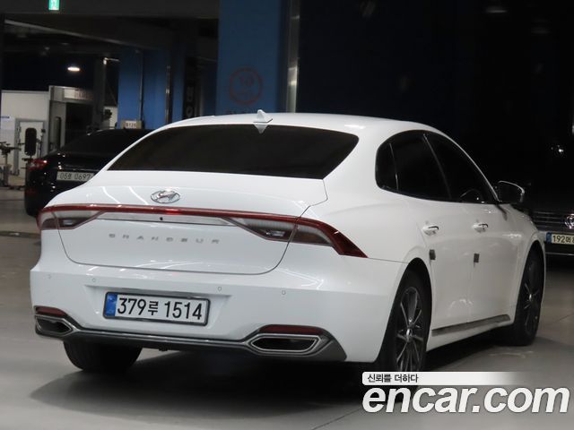 Hyundai Grandeur из Кореи Encar