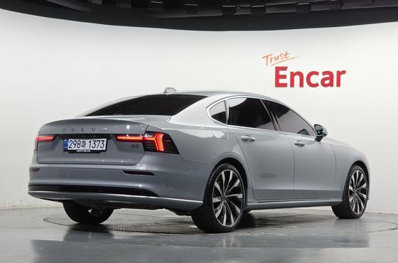 Volvo S90 B5 Ultra Bright Air sus — пробег 3 027 км — фото 2 из 5
