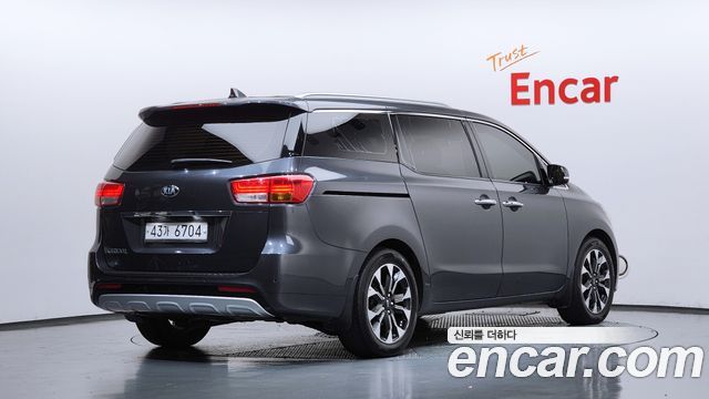Kia Carnival из Кореи Encar