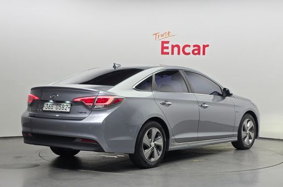 Hyundai Sonata 2.0 HEV Premium — пробег 157 112 км — фото 2 из 5