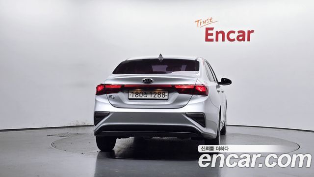 Kia K3 из Кореи Encar