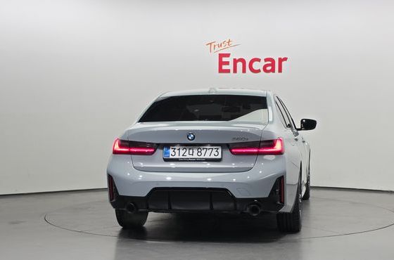 BMW 3-Series 320i M Sport — пробег 8 106 км — фото 4 из 5