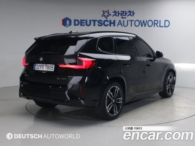 BMW X1 xDrive 20i M Sport — пробег 6 790 км — фото 2 из 5