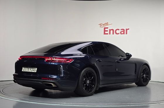 Porsche Panamera 3.0 AWD — пробег 151 412 км — фото 2 из 5