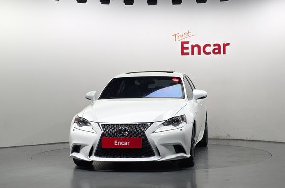 Lexus IS F-Sport XE30 — пробег 125 472 км — фото 3 из 5
