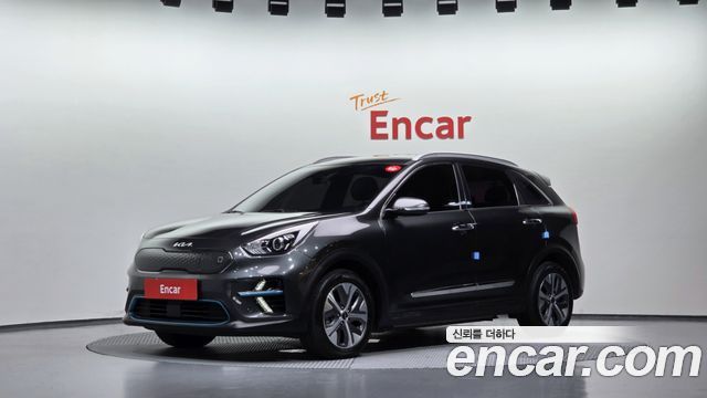 Kia Niro Prestige — пробег 139 801 км — фото 1 из 5