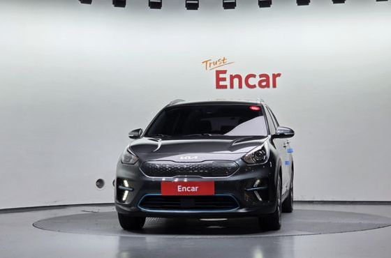 Kia Niro Prestige — пробег 139 801 км — фото 3 из 5