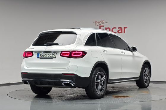 Mercedes-Benz GLC-Class GLC300e 4MATIC — пробег 74 882 км — фото 2 из 5