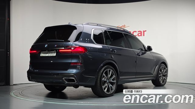 BMW X7 M50d — пробег 63 204 км — фото 2 из 5