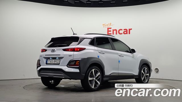 Hyundai Kona из Кореи Encar