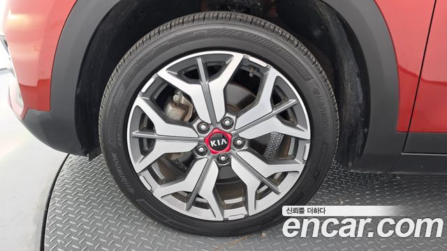 Kia Seltos из Кореи Encar