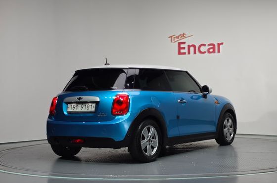 Mini Cooper Standard Third Generation — пробег 63 953 км — фото 2 из 5