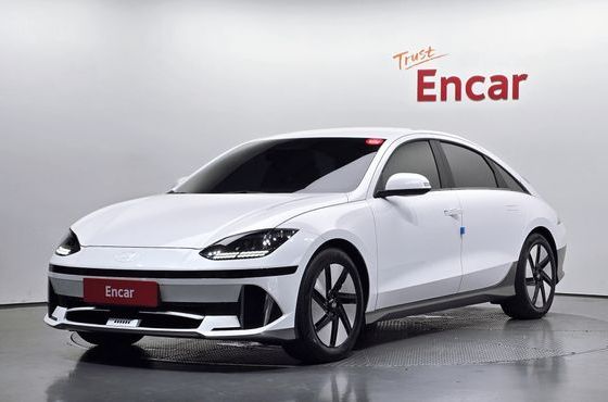 Hyundai Ioniq6 Long Range Exclusive — пробег 28 533 км — фото 1 из 5