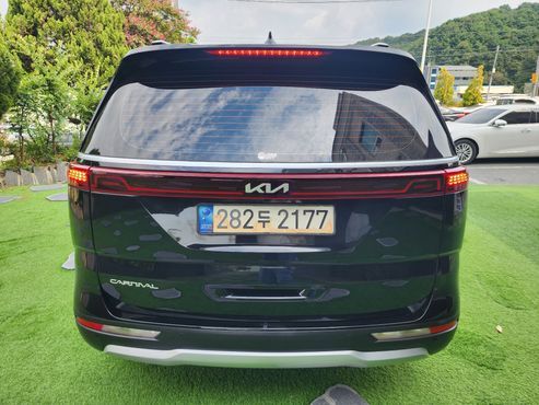 Kia Carnival Gasoline 9-Seater Prestige — пробег 93 000 км — фото 3 из 5