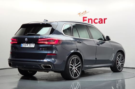 BMW X5 M50i — пробег 47 103 км — фото 2 из 5