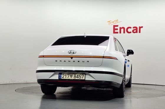 Hyundai Grandeur Calligraphy — пробег 50 990 км — фото 4 из 5
