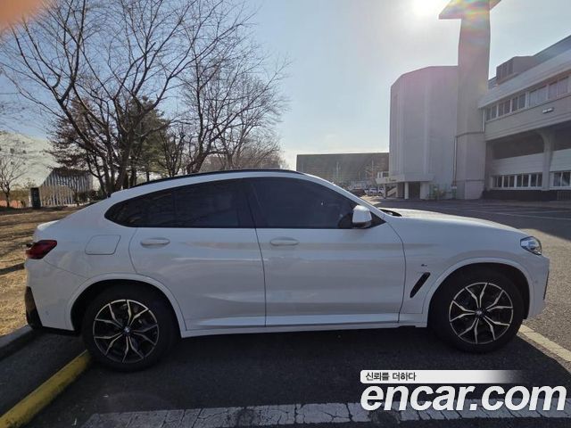 BMW X4 xDrive20i M Sports Pro — пробег 24 000 км — фото 2 из 5