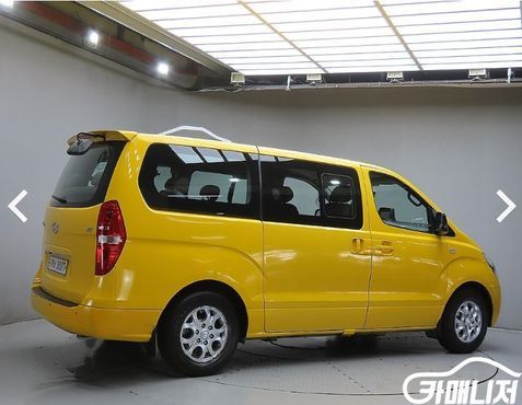 Hyundai Starex 12-Seater Wagon CVX Luxury — пробег 83 795 км — фото 4 из 5