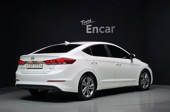 Hyundai AVANTE 1.6 GDI Value Plus — пробег 106 099 км — фото 2 из 5