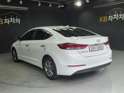 Hyundai AVANTE 1.6 GDI Modern — пробег 153 000 км — фото 3 из 5