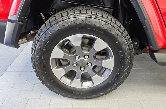 Jeep Wrangler 2.0 Overland 4Door — пробег 109 125 км — фото 5 из 5