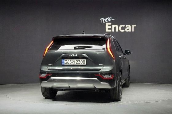 Kia Niro Signature — пробег 19 509 км — фото 4 из 5