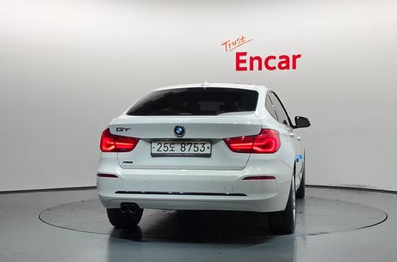 BMW Gran Turismo GT 320d xDrive Sport — пробег 101 568 км — фото 3 из 5