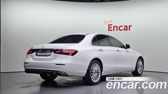 Mercedes-Benz E-Class из Кореи Encar