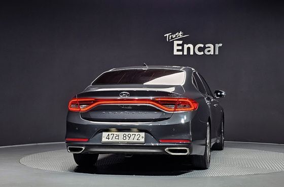 Hyundai Grandeur Premium — пробег 124 987 км — фото 4 из 5