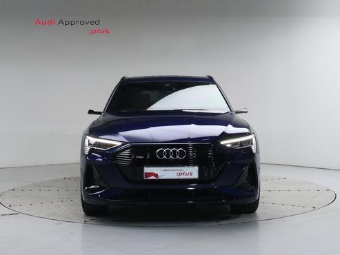 Audi e-tron 55 Quattro Sportback — пробег 31 100 км — фото 3 из 5