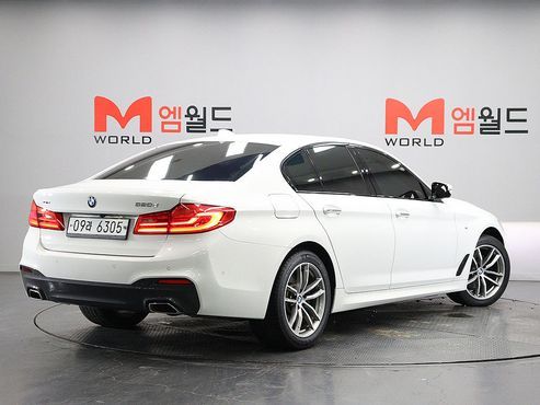 BMW 5-Series 520d xDrive M Sport Package Plus — пробег 145 668 км — фото 4 из 5