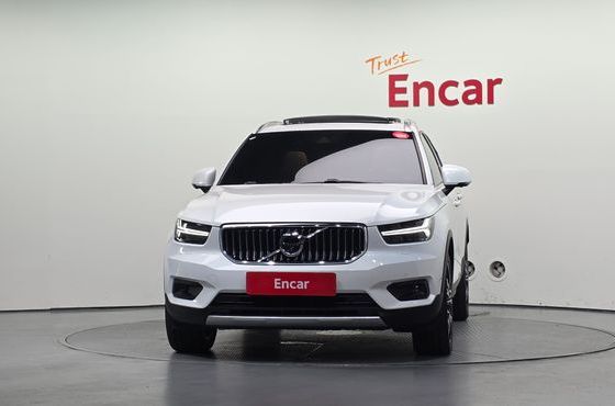Volvo XC40 B4 Inscription — пробег 61 658 км — фото 3 из 5