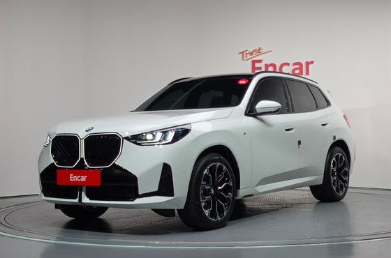 BMW X3 xDrive 20 M Sport Pro — пробег 5 916 км — фото 1 из 5