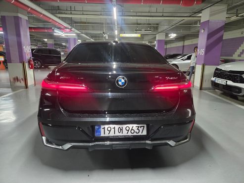 BMW 7-Series 740d xDrive M Sport — пробег 22 000 км — фото 4 из 5