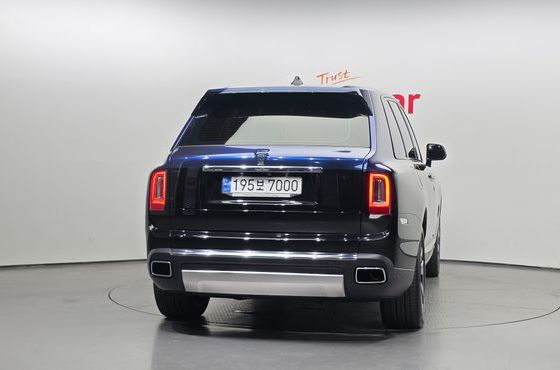 Rolls-Royce Cullinan 6.7 V12 — пробег 13 270 км — фото 4 из 5