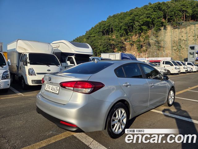 Kia K3 из Кореи Encar