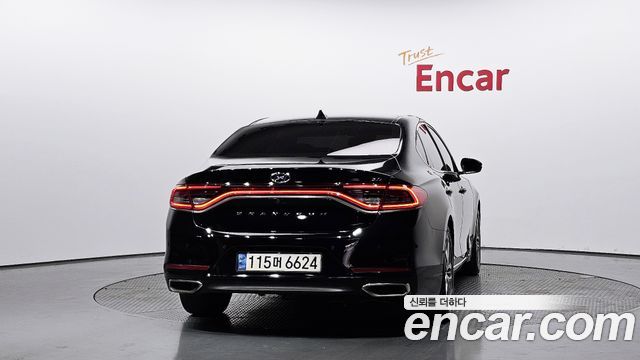Hyundai Grandeur из Кореи Encar
